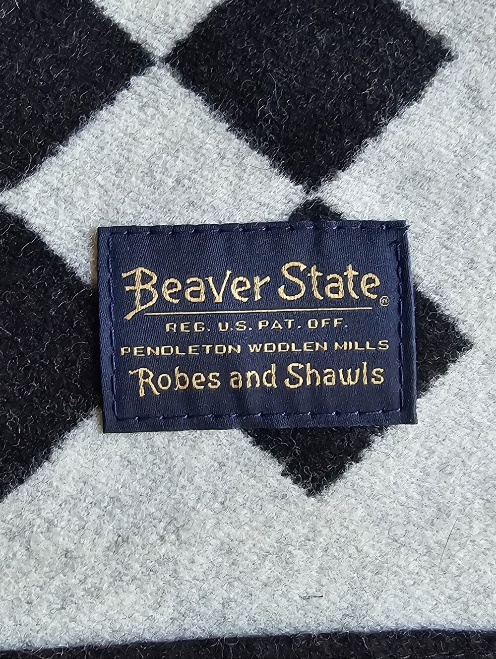 Pendleton Los Ojos Twin Blanket - Picture 3 of 4